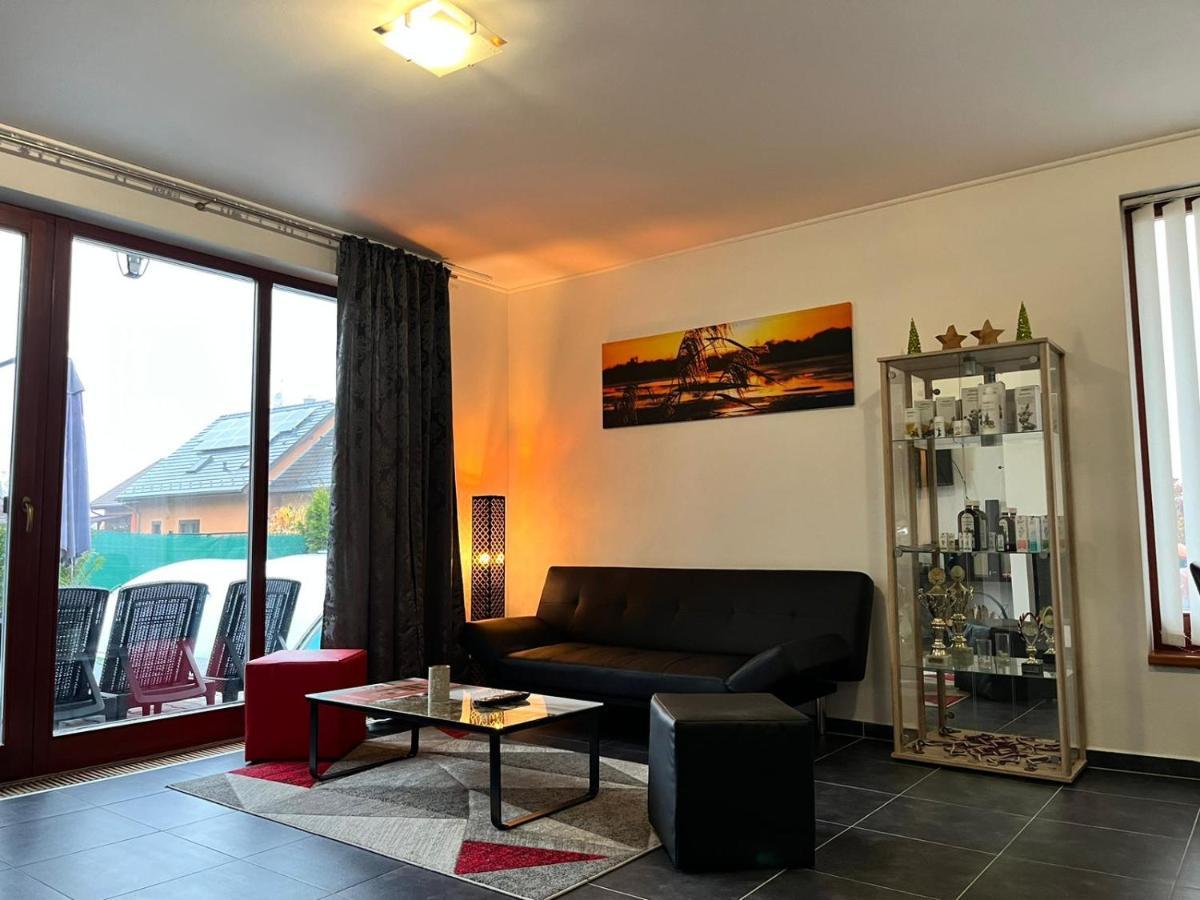 Relaxklub Villa S Wellness Tremosna Dış mekan fotoğraf