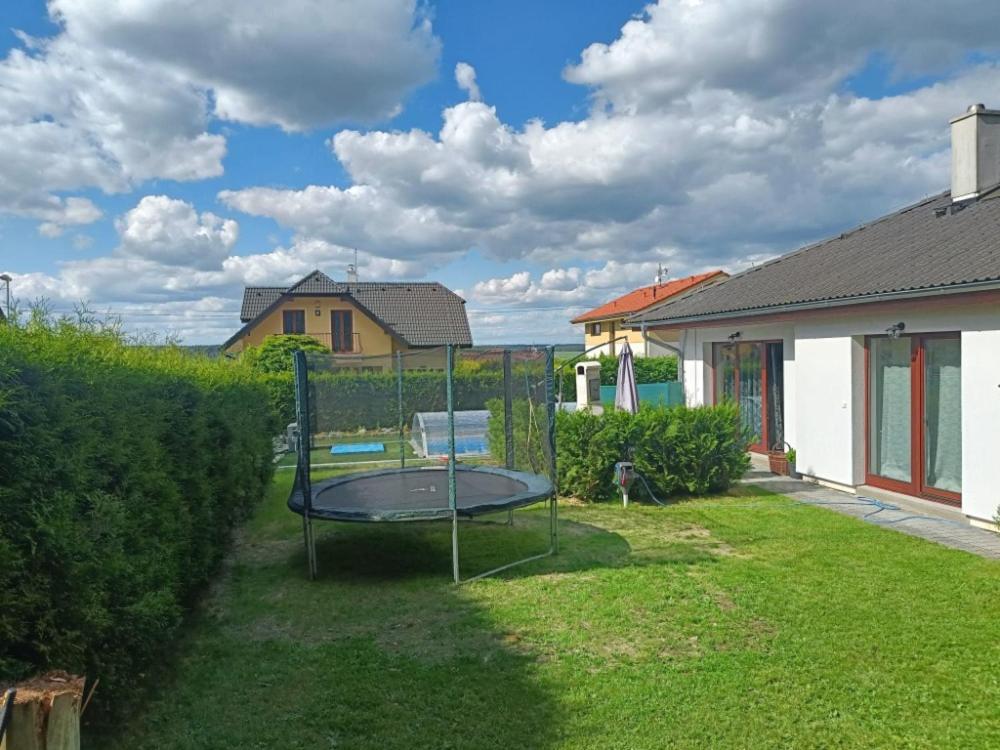 Relaxklub Villa S Wellness Tremosna Dış mekan fotoğraf